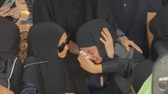 Cerita Peran Penting Mendiang Ibunda Bagi Karier Olla Ramlan Sejak Belia