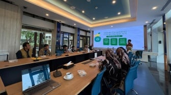 Dari Seresah Jadi Berkah, Begini Cara PTBA Ubah Limbah Jadi Sumber Cuan di Desa Binaan