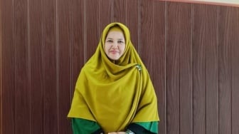 Profil Dini Fitria Kepsek SMAN 1 Cimarga, Dilaporkan ke Polisi usai Diduga Tampar Murid Merokok