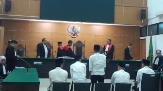 Sidang Kasus Pemerasan PT CAA: Ketua Kadin Cilegon Muhamad Salim Minta Dibebaskan Karena Alasan Ini