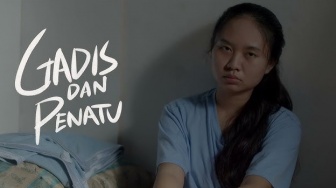 Perempuan dan Segenggam Cita-cita: Kisah Lahirnya Gadis dan Penatu