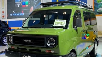 Sahabat Setia Asal Lombok Bawa Pulang Mobil Modifikasi Eksklusif Daihatsu
