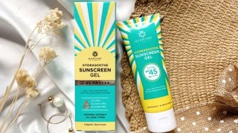 6 Sunscreen Gel Terbaik untuk Kulit Berminyak: Ringan, Cepat Meresap, dan Anti Lengket