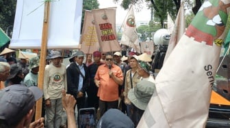 Prabowo Didesak Bagi Tanah 2 Hektare per Petani, Swasembada Pangan Tak Cukup dengan Food Estate