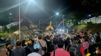 Rumah Retak dan Tanah Bergetar, Warga Sungai Dama Keluhkan Aktivitas Proyek Terowongan