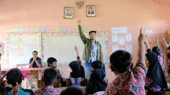 Lewat SG Goes to School, Semen Gresik Tanamkan Semangat Belajar untuk Anak-Anak SDN Kadiwono