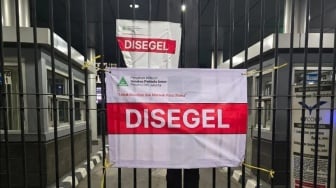 Buntut Lecehkan Kiai Lirboyo, Kantor Trans7 Disegel GP Ansor dan Dipolisikan
