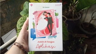 Ulasan Novel Jodoh di Tangan Aplikasi, Mengejar Jodoh Sampai ke Aplikasi