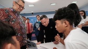 Ribuan Siswa SMA di Jawa Barat Kembangkan Aplikasi Generative AI Bersama Amazon