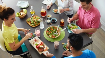 Stop Diet Ekstrem! 3 Langkah Sederhana Perbaiki Pencernaan, Badan Jadi Lebih Sehat