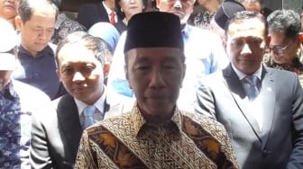 Raut Wajah Jokowi Berubah Saat Ditanya Utang Whoosh: Apa yang Terjadi?
