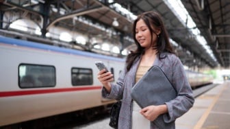 4 Cara Pesan Tiket Kereta Api Online Lewat HP Tanpa Harus Antre di Stasiun