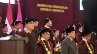 Prabowo Hadiri Wisuda 521 Mahasiswa UKRI, Rektor Dasco Bangga Akreditasi Naik Dalam Setahun