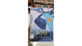 The Boss on My Bed: Ketika Kuasa dan Cinta Bertabrakan