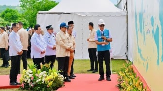 Setahun Bahlil Pimpin ESDM, Energi Merata Sampai ke Pelosok