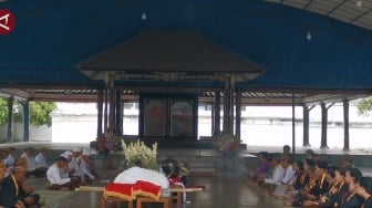 Ritual Tolak Bala! Keraton Solo Gelar Mahesa Lawung dengan Kepala Kerbau