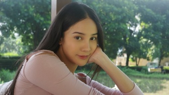 Anya Geraldine Dikritik Habis, Foto 'Gelendotan' ke Vidi Aldiano Tak Hargai Sheila Dara