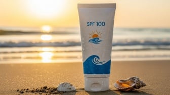 Sunscreen SPF 100 untuk Apa? Ini Manfaat dan Rekomendasi Produk Terbaiknya