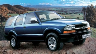 SUV Gagah Berwibawa Cuma Rp30 Jutaan? Opel Blazer 'Overkill' Ini Jawabannya!