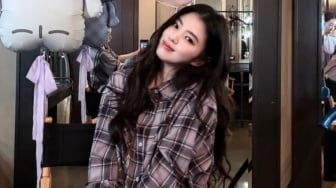 4 Mix and Match OOTD Kemeja ala Han So Hee, Simpel Tapi Bikin Terpana!