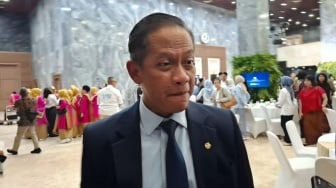 Bukan Lagi Isu, Hujan Mikroplastik Resmi Mengguyur Jakarta dan Sekitarnya