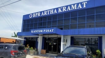 OJK Ambil Tindakan Tegas! BPR Artha Kramat Kehilangan Izin Usaha