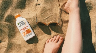 5 Rekomendasi Sunscreen untuk Remaja Anti Bikin Jerawat dan Bruntusan
