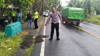 Kecelakaan di Wates, Motor Belok Dadakan Tabrak Truk, Seorang Wanita Tewas