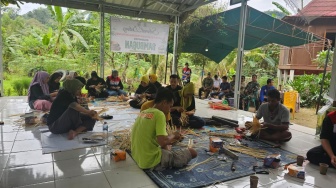 Dari Bambu Jadi Berkah: PGE Lumut Balai Dorong Ekonomi Desa dan Berdayakan Perempuan