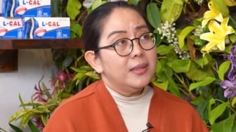 8 Poin Klarifikasi Ibu Timothy Anugerah Mahasiwa Unud: Bantah Gangguan Mental, Tidak Di-bully