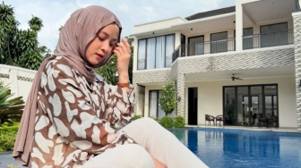 Nissa Sabyan Diduga Sedang Hamil Anak Ayus, Perutnya yang Makin Besar Jadi Sorotan