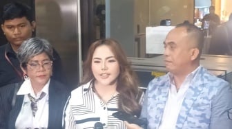 Lisa Mariana Sumringah Tak Ditahan Polisi Usai Diperiksa Sebagai Tersangka: Aku Bisa Beraktivitas!