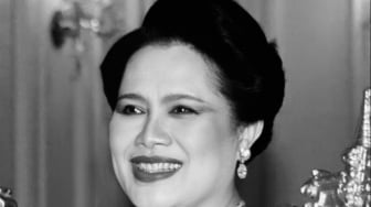 Duka dari Bangkok: Ratu Sirikit, Ibunda Raja Thailand, Wafat di Usia 93 Tahun