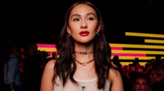 Dibintangi Lola Tung, Film The Young People Masuk Proses Produksi