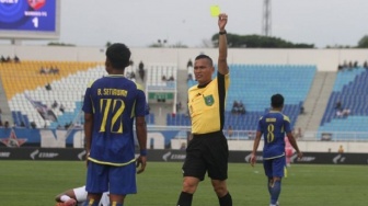 Marcos Santos Geram! Salahkan Wasit Usai Arema FC Dibungkam Borneo FC