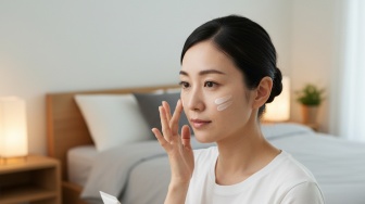 5 Sunscreen Jepang Terbaik untuk Menyamarkan Noda Hitam, Mulai Rp30 Ribuan
