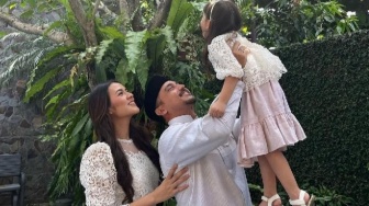 Raisa dan Hamish Daud Tetap Kompak Demi Zalina, Prioritaskan Co-Parenting Sehat