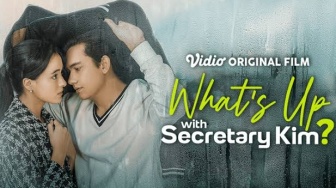 Film What's Up With Secretary Kim, Semenarik Apa sih Adaptasi Drakor Ini?