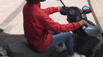 5 Motor Listrik Terlaris Oktober 2025 di Indonesia yang Bisa Kamu Beli