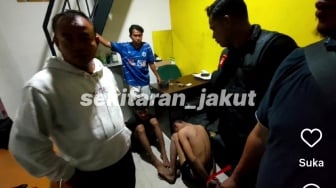 Teriakan Korban Bikin Panik! Tiga Pencuri Motor Babak Belur Diamuk Massa di Kelapa Gading
