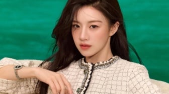 4 Gaya Elegan ala Go Youn Jung yang Bisa Kamu Tiru untuk Acara Spesial!