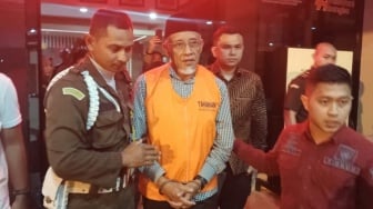 Setelah Diperiksa Intensif, Mantan Bupati Sleman Sri Purnomo Resmi Ditahan Terkait Kasus Korupsi