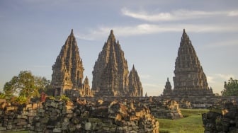 Bukan Semalam, Berapa Lama Pembangunan Candi Prambanan? Katedral Koln Butuh Waktu 600 Tahun Lebih