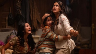 Zombie Lokal Go International! Abadi Nan Jaya Masuk Top 10 Netflix Dunia