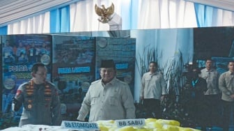 Pakai Sarung Tangan, Prabowo Ikut Musnahkan Barang Bukti Narkoba 214,84 Ton Senilai Rp29,37 Triliun