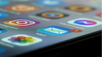 Langkah-Langkah Menyusun Surat Elektronik untuk Permintaan Donasi