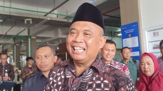 'Itu Ranah Hukum' Bupati Sleman Bungkam Saat Ditanya Soal Korupsi Dana Hibah yang Jerat Sri Purnomo