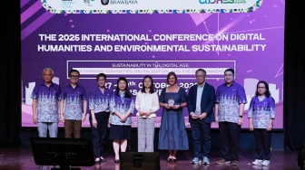 Pendidikan Humaniora Digital: Menjaga Keseimbangan Teknologi dan Nilai Kemanusiaan di Era Modern