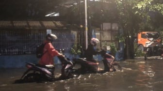 7 Tips Menyalakan Motor Matic Habis Kebanjiran agar Tak Rusak, Cek Bagian Penting Ini!