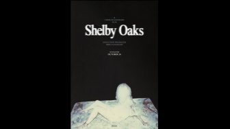 Review Film Shelby Oaks: Debut Horor yang Menggoda, tapi Belum Sempurna